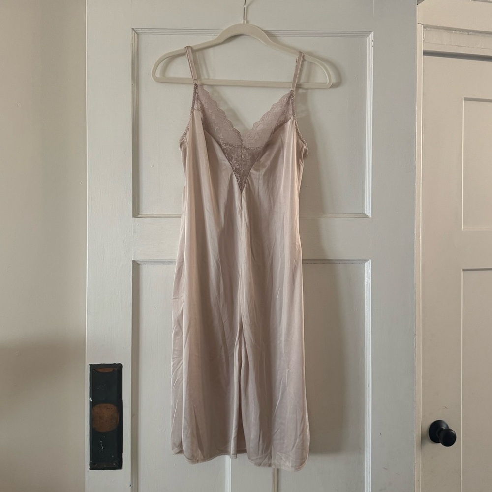 Vintage Maidenform 80s Beige Lace Silky Chemise Nighty Lingerie Sz 36 (M 8/10)